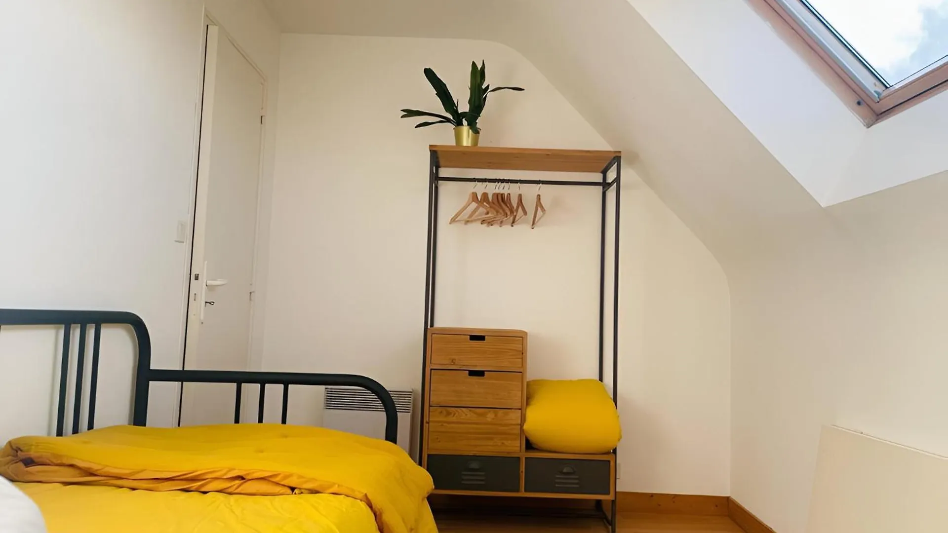 Bord De Mer, Maison Paisible Et Renovee A Penvins Sarzeau