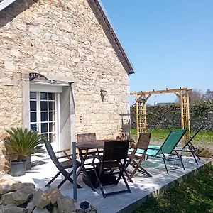 Hébergement de vacances 3 Etoiles A 25 Mn De La Cote De Granit Rose, Bégard